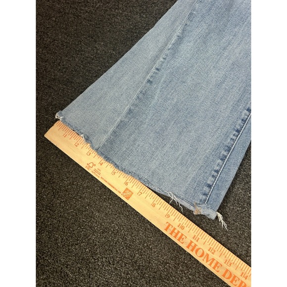 American Eagle Festival Flare Blue Jeans Womens 8 Regular Stretch Distressed - Picture 3 of 9